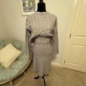 Pretty sweater set from local boutique. Sm-Md